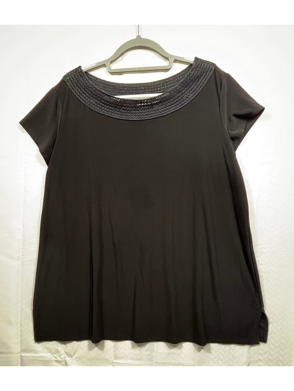 Cato Woman Black Short Sleeve Top with Crochet Neckline Size 18/20 Plus